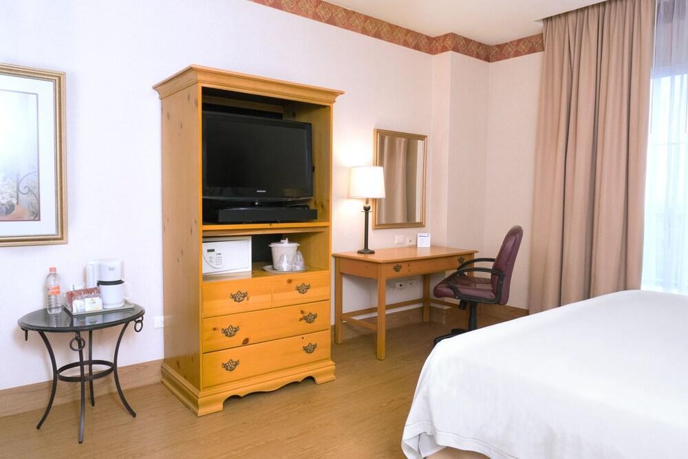 Holiday Inn Express Silao-Aeropuerto Bajio By Ihg Exterior foto