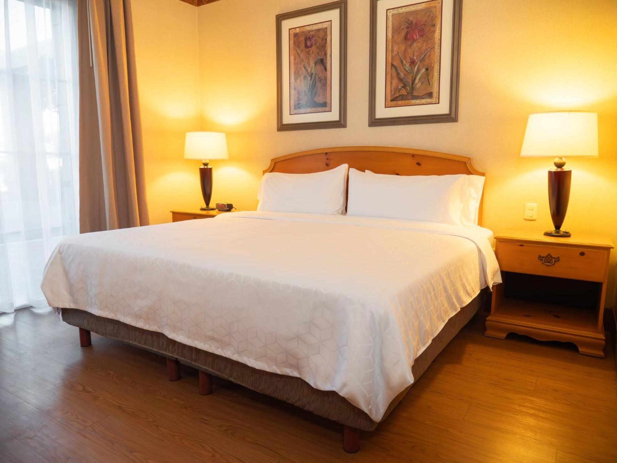 Holiday Inn Express Silao-Aeropuerto Bajio By Ihg Exterior foto