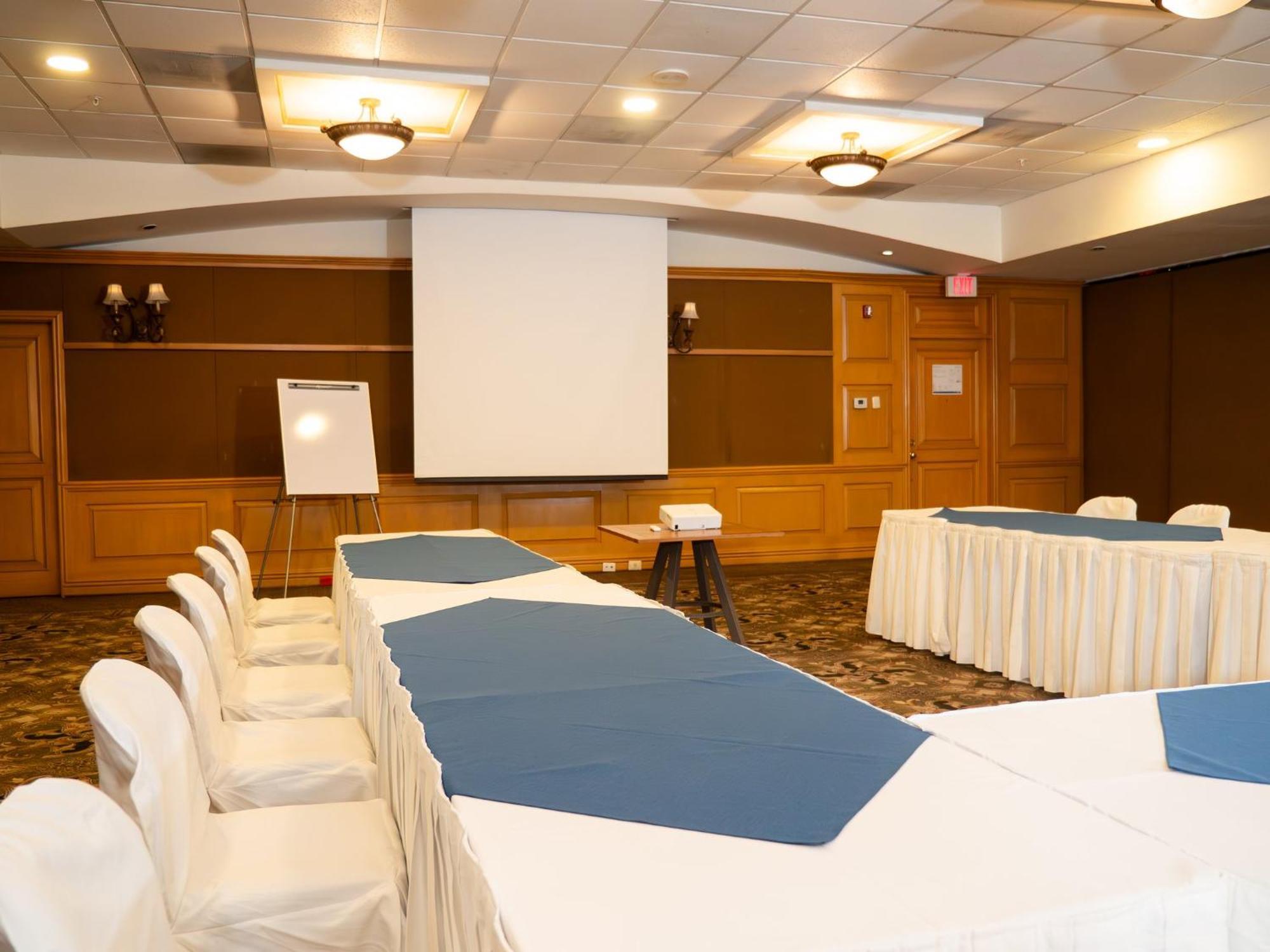 Holiday Inn Express Silao-Aeropuerto Bajio By Ihg Exterior foto